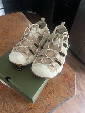 Keen Women's Sandals Beige/Tan Outdoor Sport Sandals